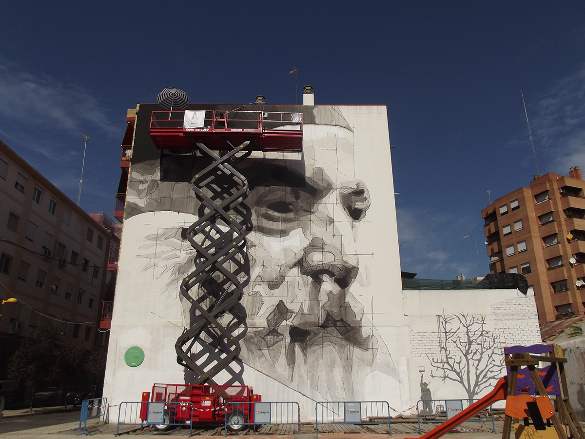 Mural de INO en el festival asalto celebrado en Zaragoza en septiembre de 2014. Fotografía de Jorge Aznar
