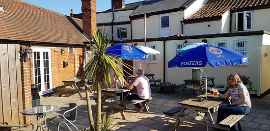 The Lattice Barn Pub