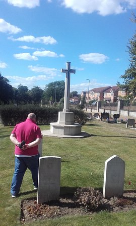 Commonwealth War Graves St Marys Cray