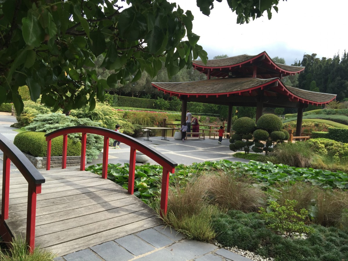 Arashizaka Pocket Park Garden