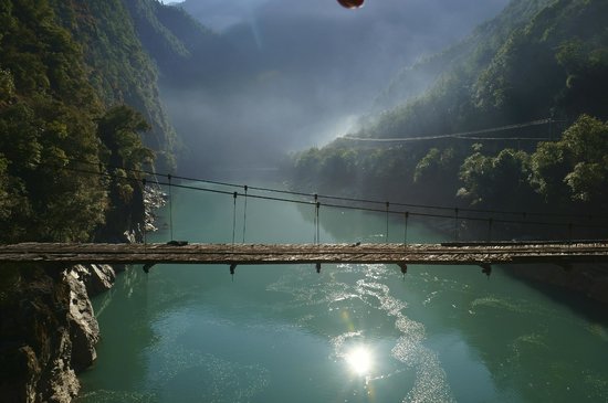 Bingzhongluo Country