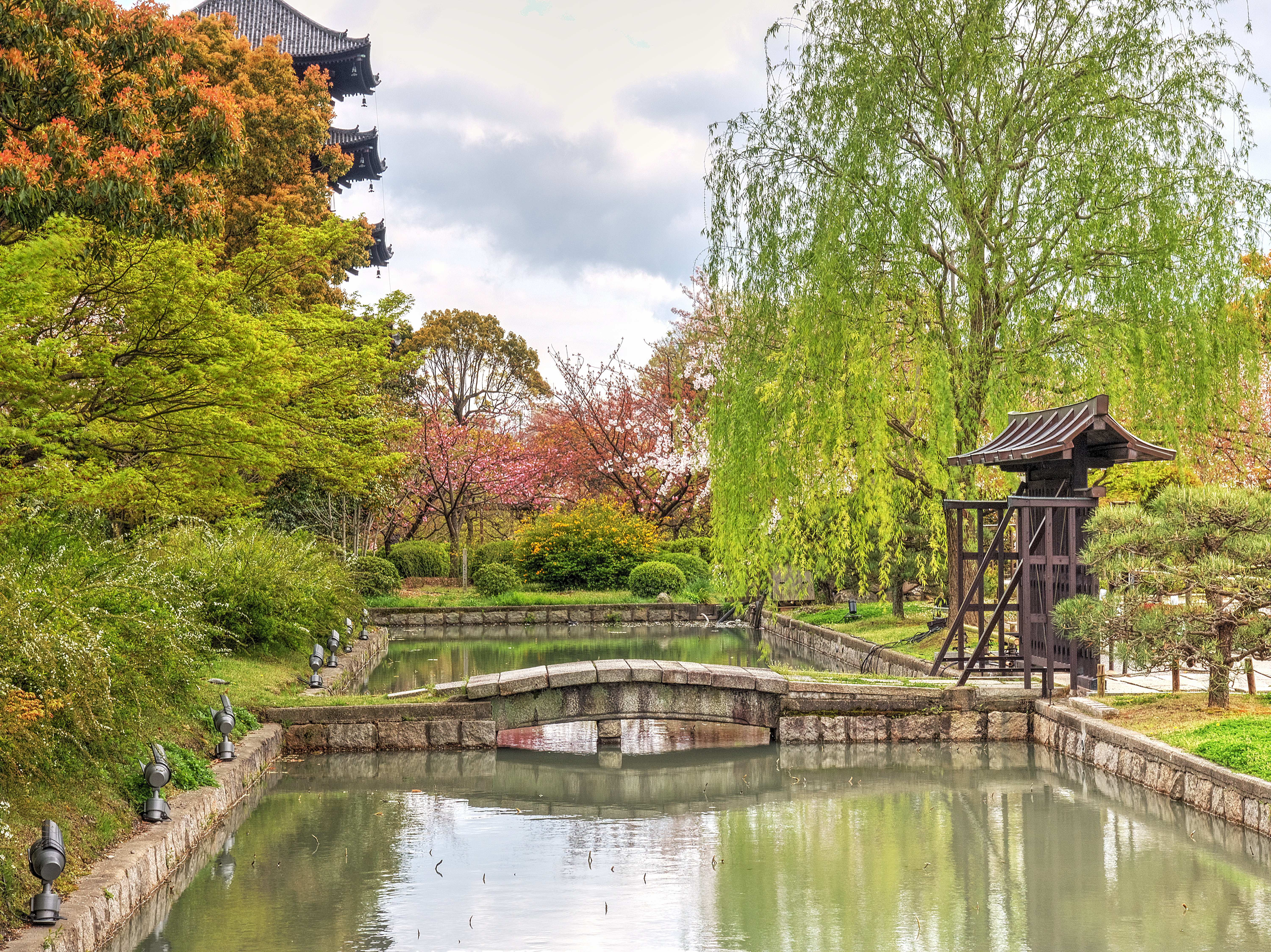 Ubagaike Pond