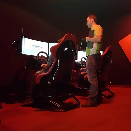 Hyp-R.ZONE - Sim & VR Bar