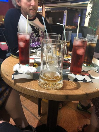 Stanley's Sports & Cocktail Bar