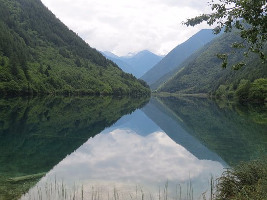 Rhinoceros Lake