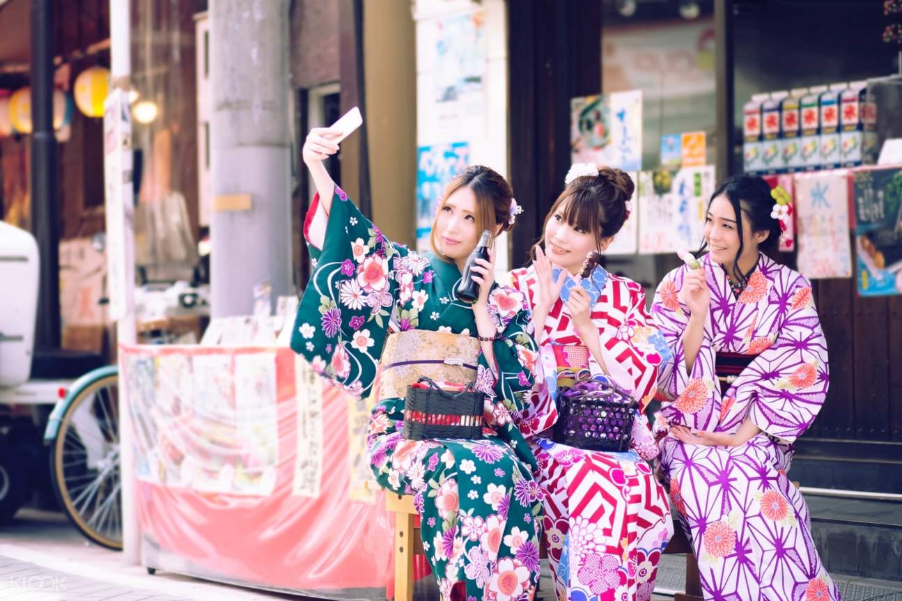 VASARA Kimono Rental , Kyoto Ekimae