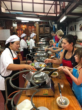 Chang Cooking & Restaurant