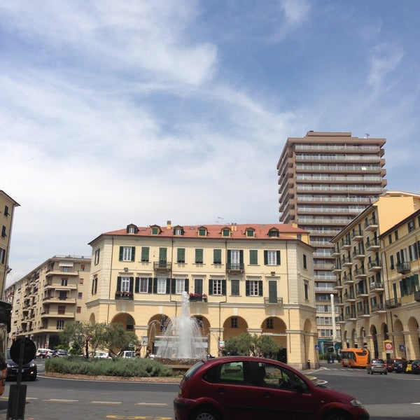 Piazza Dante