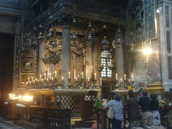 Basilica della Santissima Annunziata - Chiesa di Santa Maria della Scala