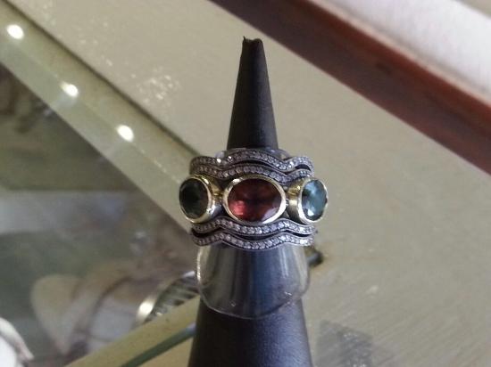 Mencilis Art Silver