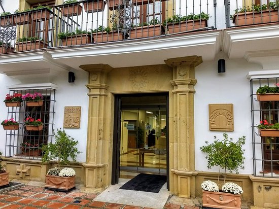 Ayuntamiento City Hall