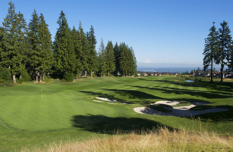 Komoro Plateau Golf Club
