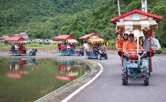 Nei Cheng She Qu- Tie Niu Li a Ka