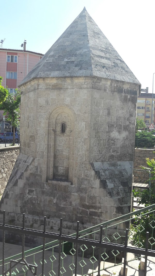 Ahi Emir Ahmed Kumbeti