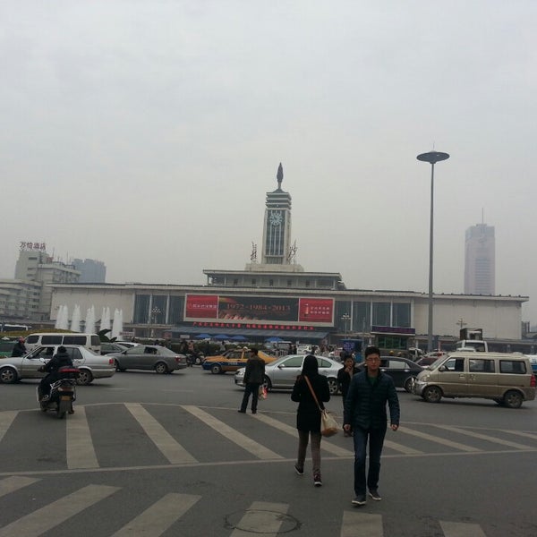 Apollo commercial Square