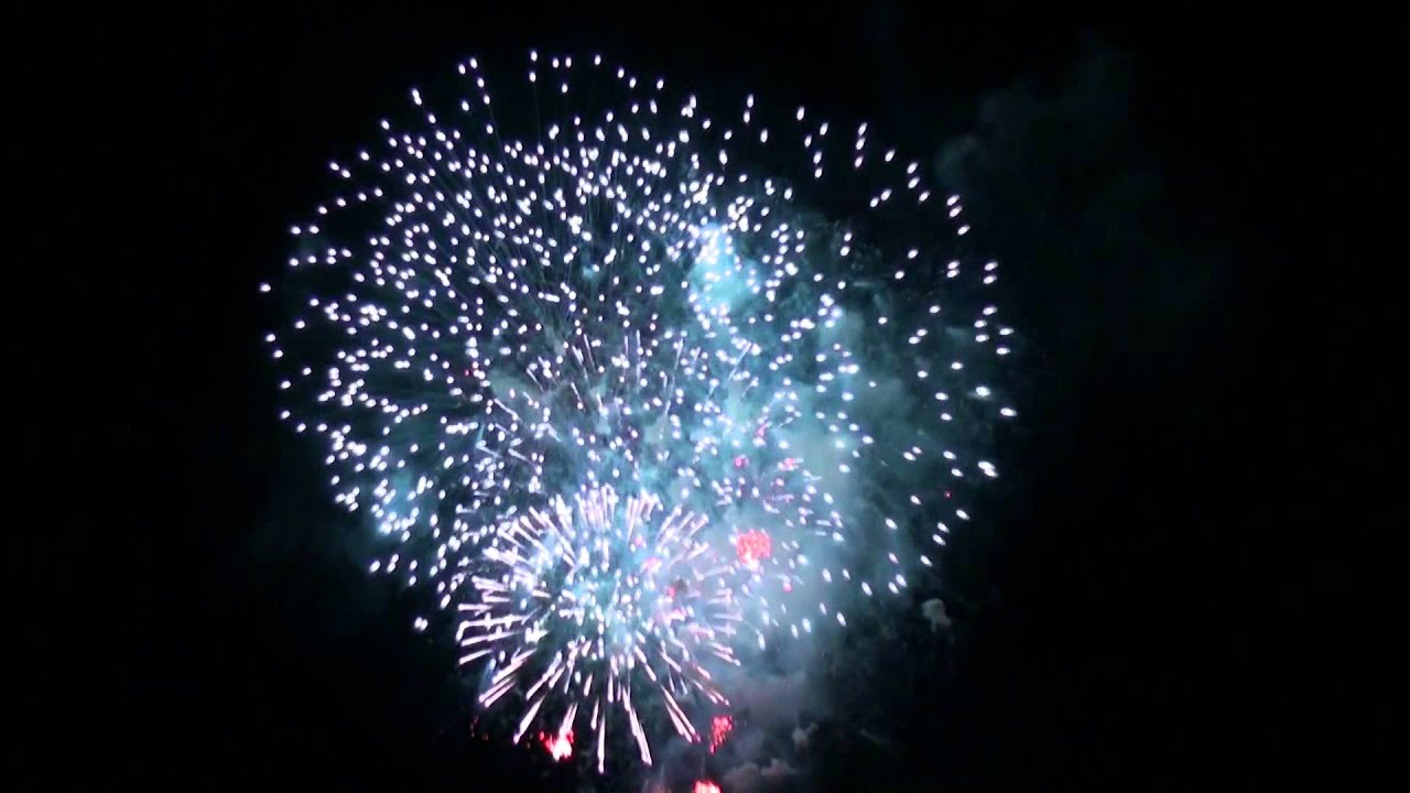 Miyazu Toronagashi Fireworks
