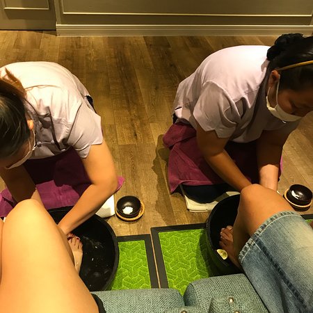 Refresh Spa@HuaHin