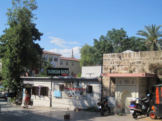Tarihi Balik Pazari Hamami