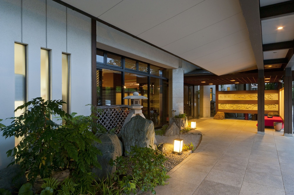 Tatsunokuchi Onsen Footbath