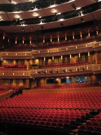 Grand Theatre (Da Ju Yuan)