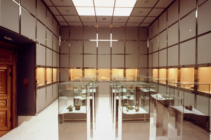Izu Glass and Craft Museum