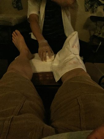 Four Season Foot Reflexology Centre