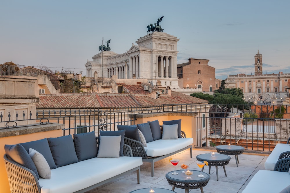 Rooftop American Bar by OTIVM Hotel