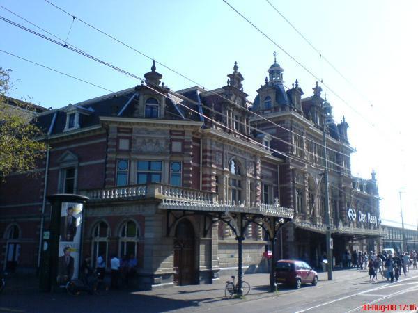 Klimmuur Den Haag  Hollands Spoor