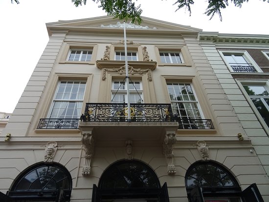 Nationaal Toneel Gebouw