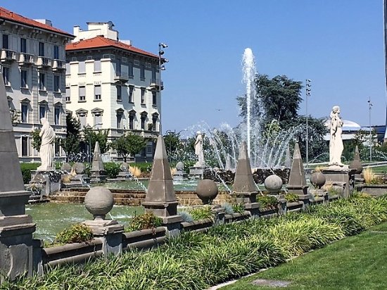 Fontana Delle Quattro Stagioni