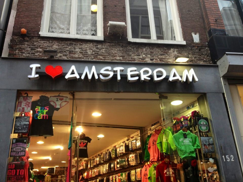 The Dam Square Souvenirs