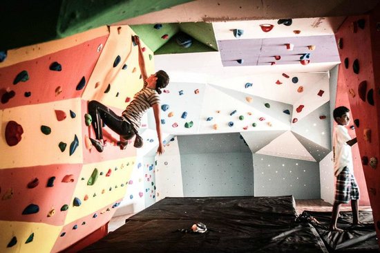 Equilibrium Climbing Station