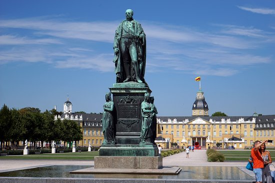 Grossherzog Karl-Friedrich Denkmal