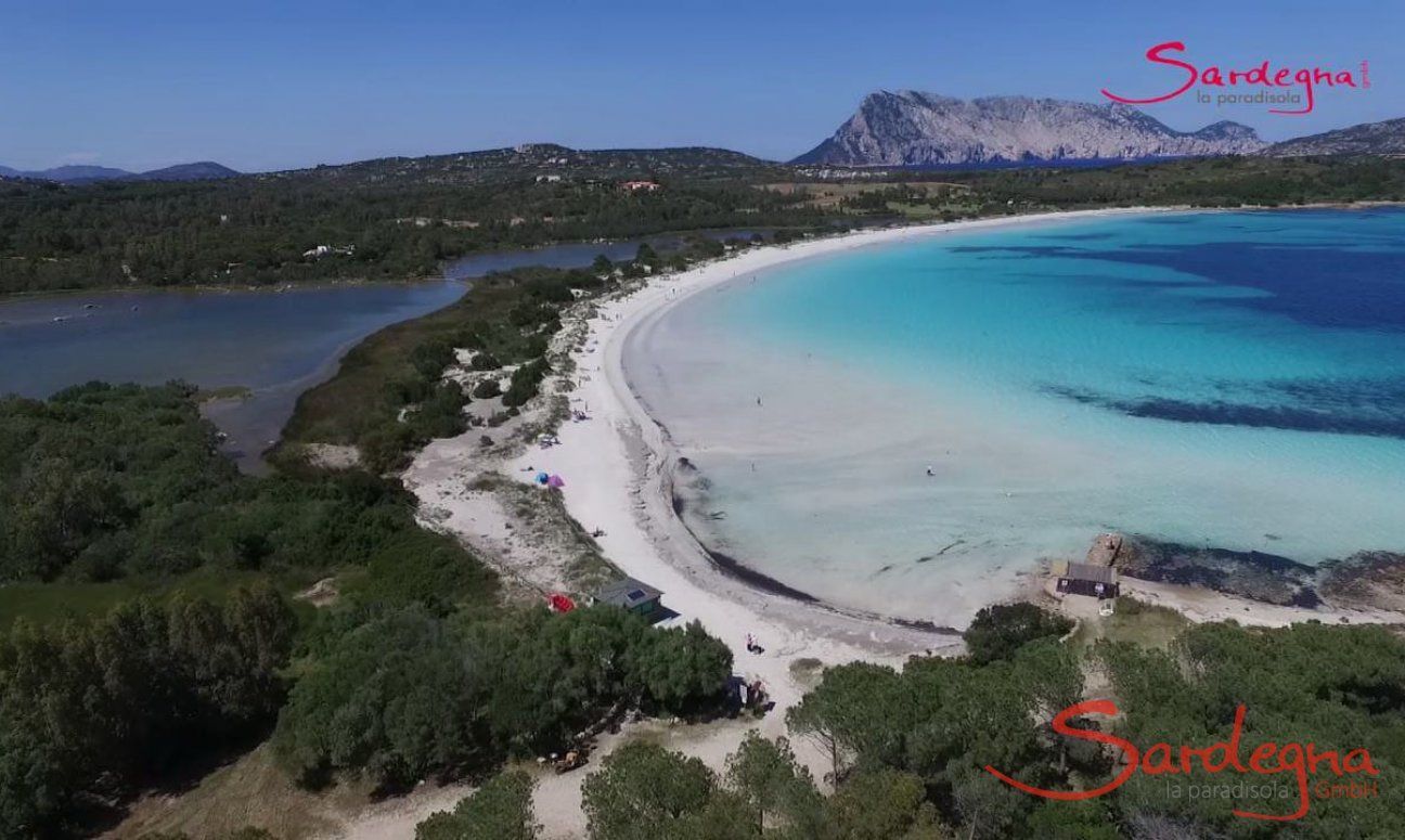 Cala Ginepro Beach