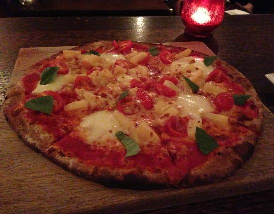 Cargo Bar Pizza Lounge