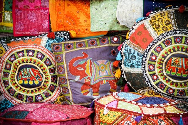 Anvi Textile & Handicraft