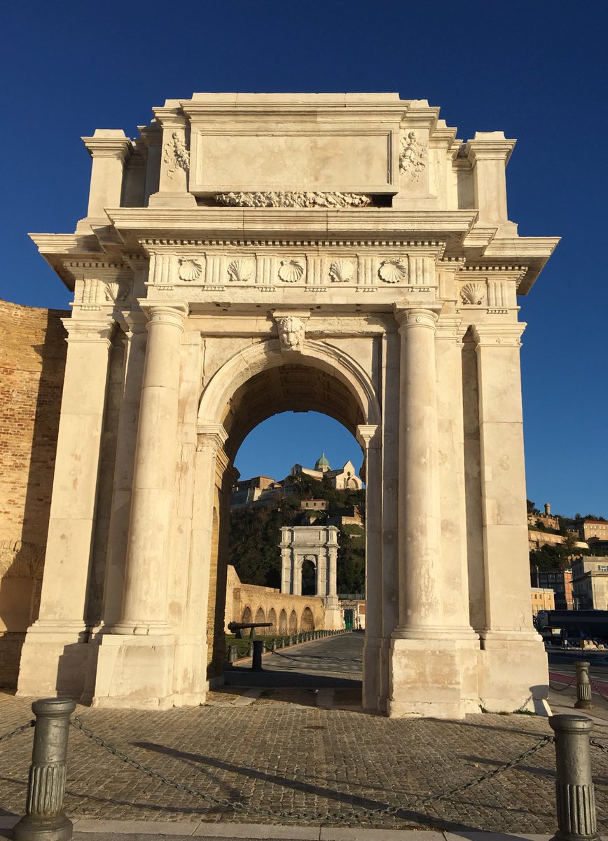 Arco Clementino