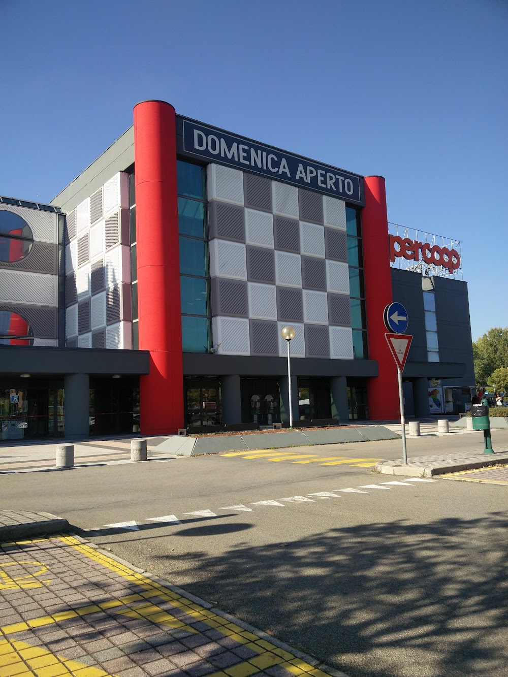 Centro Commerciale L'Ariosto
