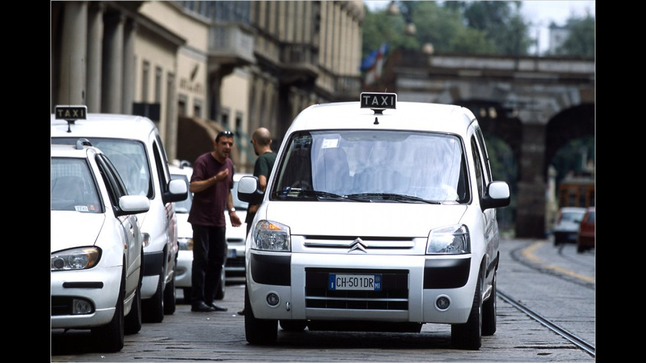 Chandigarh Taxi Service