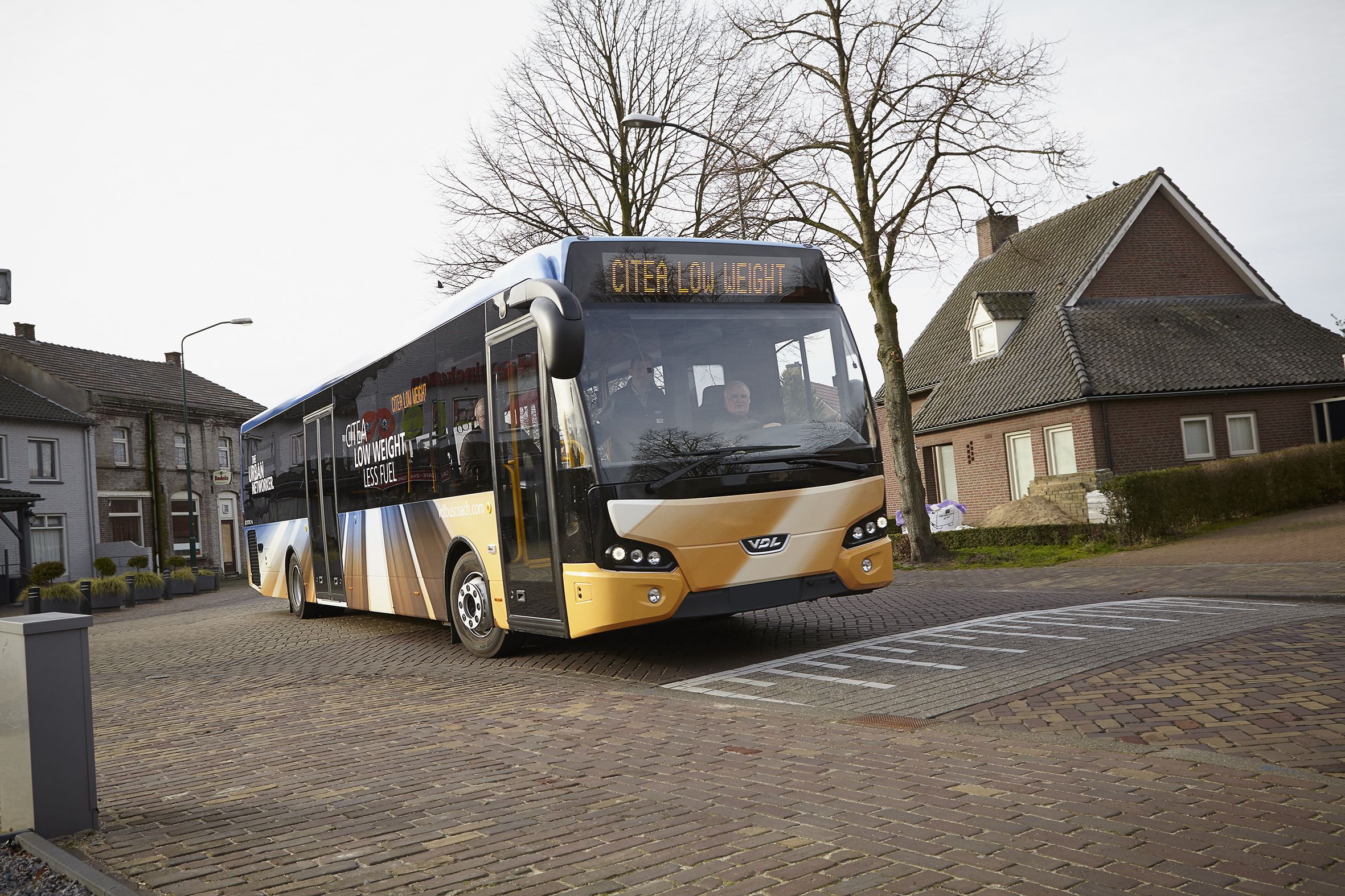 Holzer Bus Srl, Servizio Autobus