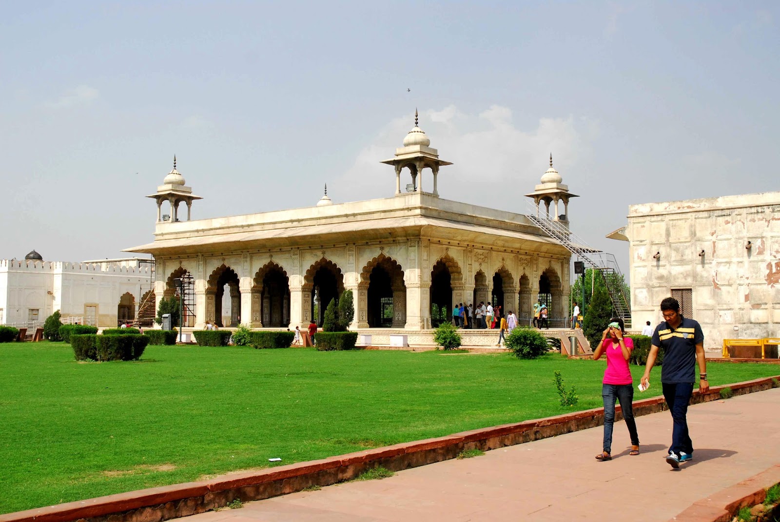 Jalau Khana and Sard Khana