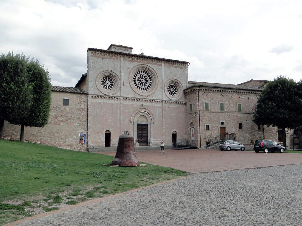 Farmers Market at the Chiesa Di San Pietro