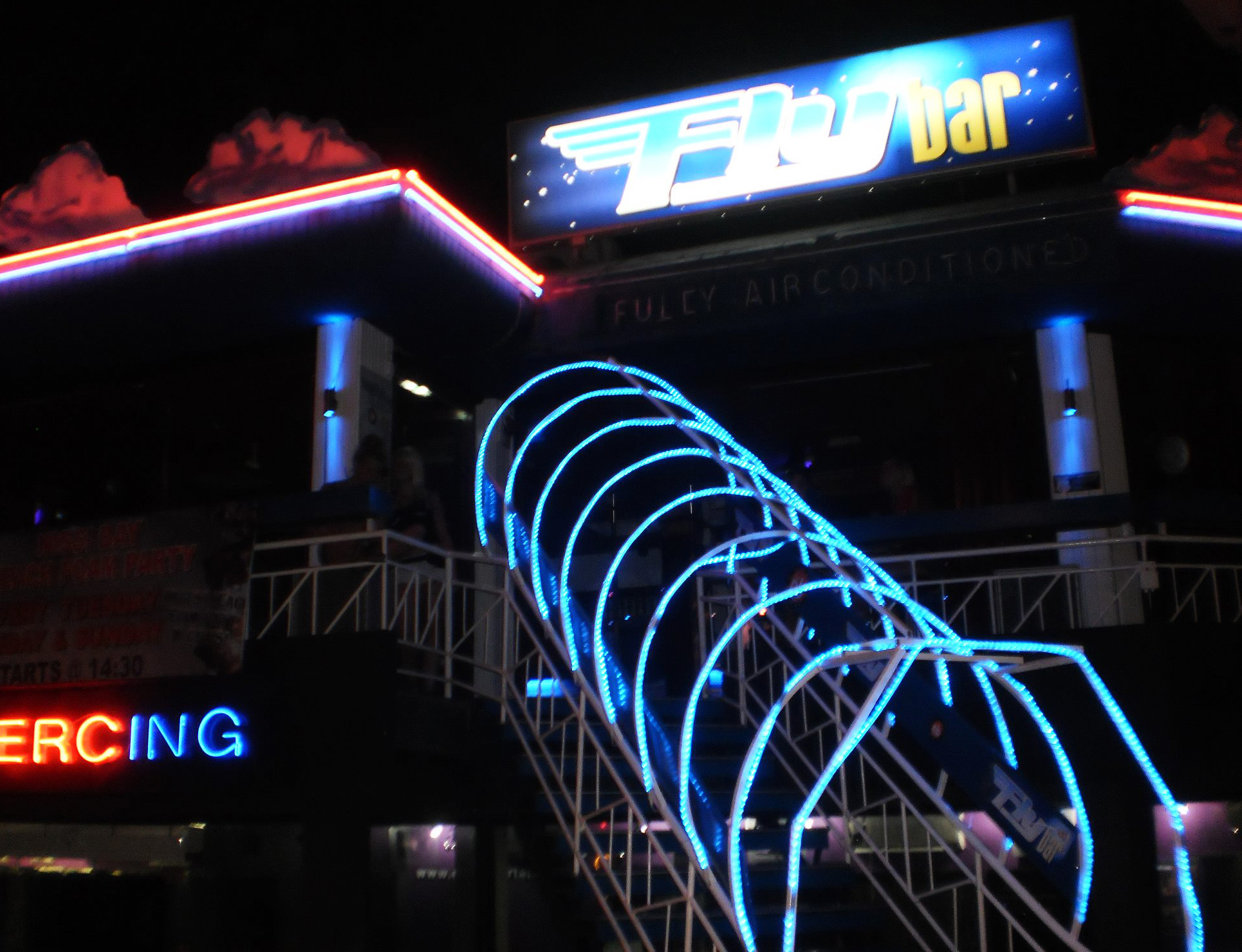 Fly Bar