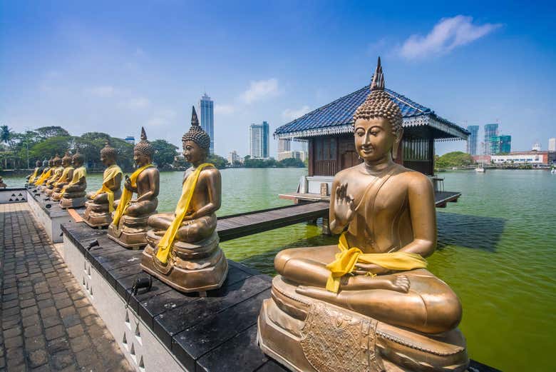 Gangaramaya (Vihara) Buddhist Temple