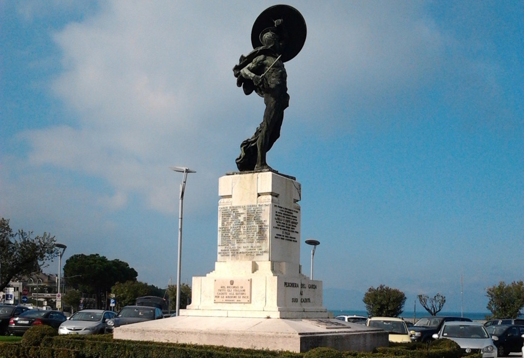 Monumento ai Caduti di Tutte le Guerre