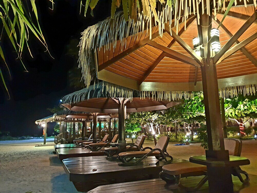 Nilaveli Beach