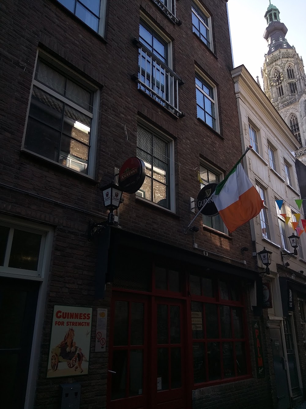 Mad Molly's Irish Pub