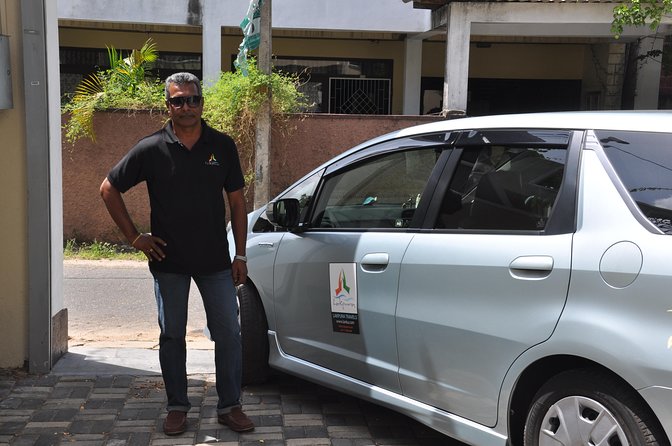 Private Taxi Driver in Colombo
