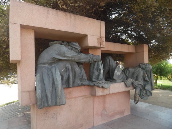 Sadriddin Aini Monument