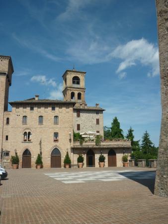 Piazza della Dama